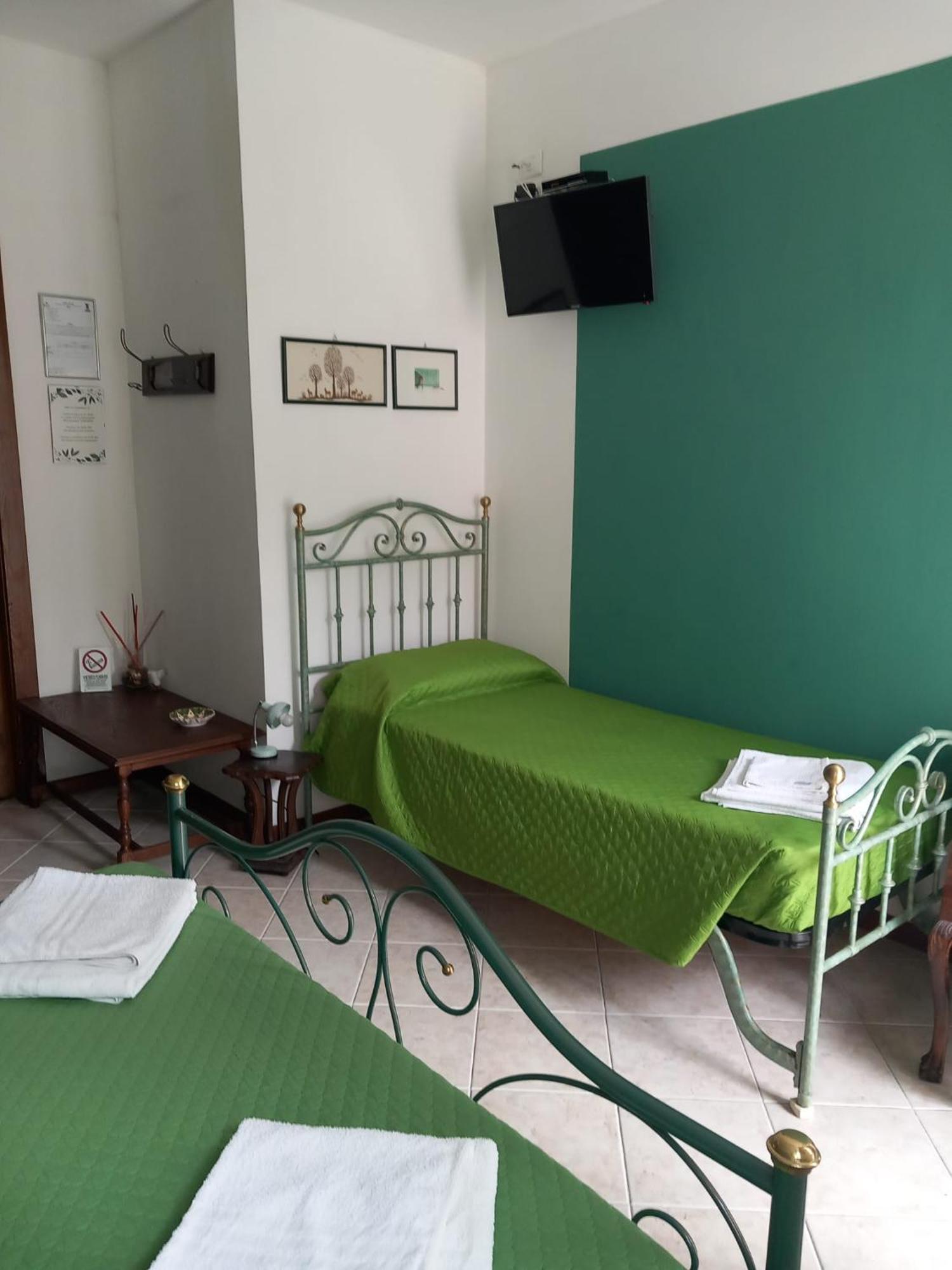 B&B La Casarella Soiano Del Lago Εξωτερικό φωτογραφία